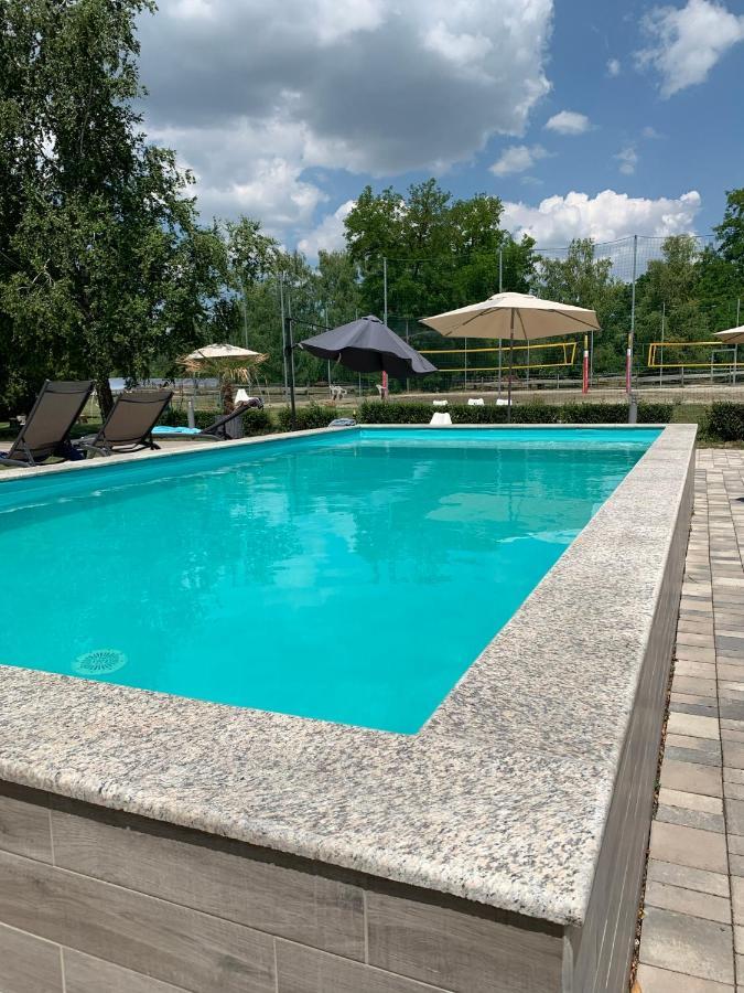 Mohacsi Wellness Vendeghaz Es Lovasklub Hotel Exterior foto